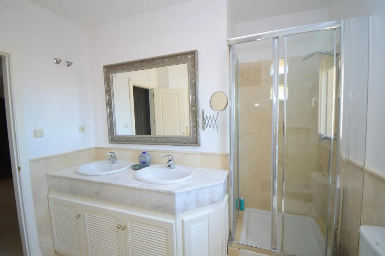 Holiday home Lomas De Riviera 3 Bed Townhouse Villa Malaga