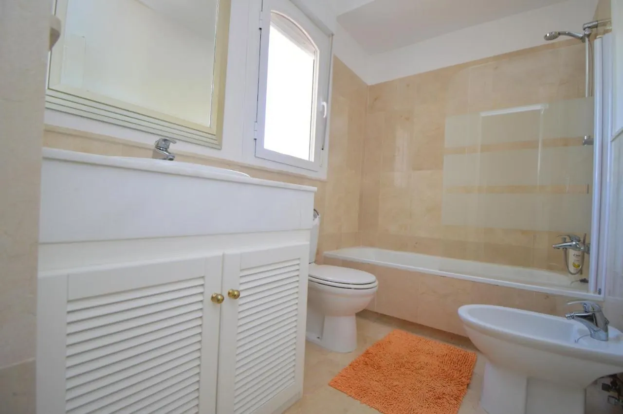 Lomas De Riviera 3 Bed Townhouse Villa Malaga 0*,